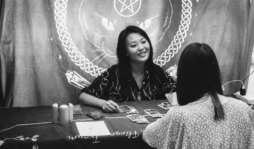 tarot reading with a querent